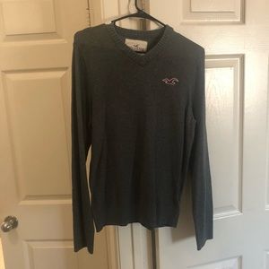 Men’s Hollister sweater